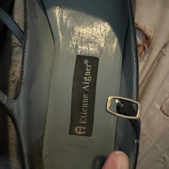 Black High Heels size 7 - Picture 5 of 6